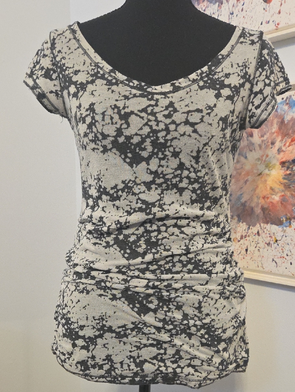 Women’s Black & Cream Splatter Short Sleeve Tee with Ruched Sides